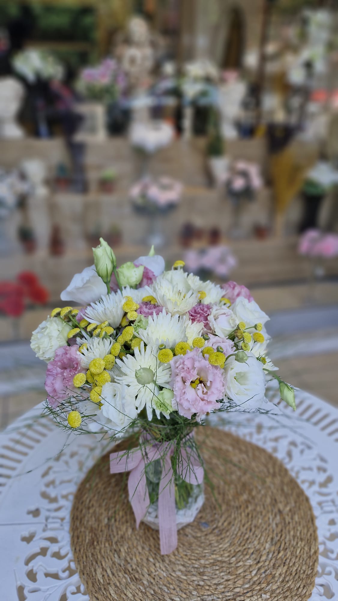 Pembe Vazo Aranjmanı